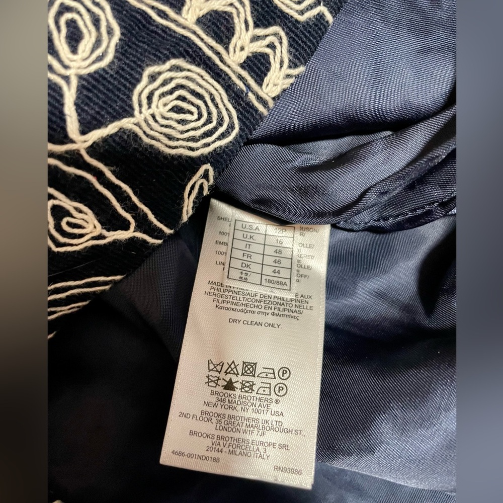 Brooks Brothers Embroidered Dress Size 12P - Picture 4 of 4